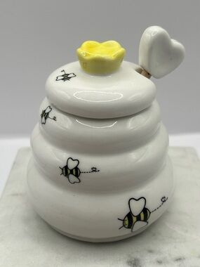 KATE ASPEN "Sweet As Can Bee" Porcelain Honey Pot Bees Design w/ Wood Dip Stick
